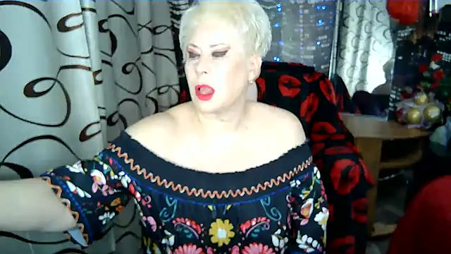 Snapshot of SWEET--Nika chatting on 03-09-26, 07:56 SWEET--Nika online show from 03-09-26, 07:56