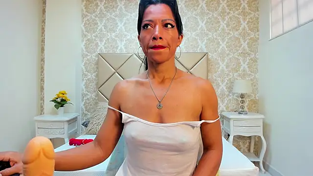 FernandaAvilax online show from 06-14-26, 05:04