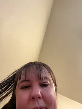 h oney4411 online show from 02-28-26, 03:57