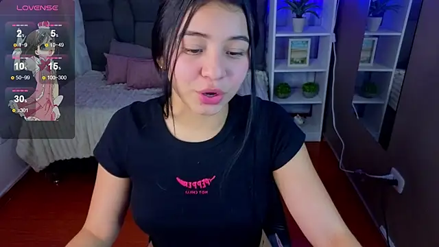 SophyAdams online show from 06-12-26, 05:50