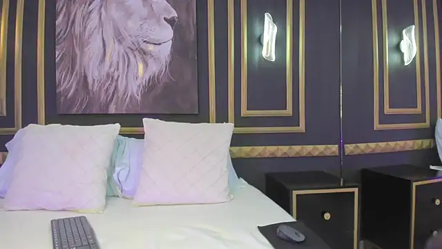 mia watsonn  online show from 04-29-26, 07:42