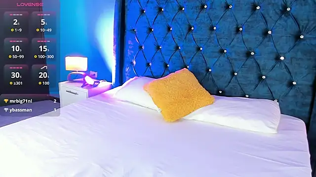 laurasmith  online show from 03-02-26, 11:28