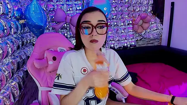 lala cherry online show from 04-08-26, 08:20