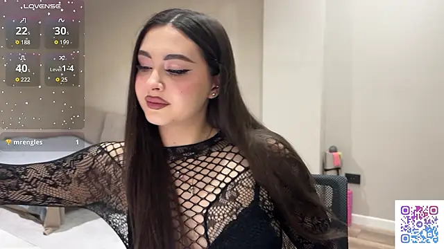 Snapshot of Sweet_BerryBabe chatting on 06-18-26, 10:25 Sweet BerryBabe online show from 06-18-26, 10:25