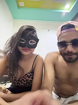 Snapshot of sizzler_hotz chatting on 03-28-26, 03:22 sizzler hotz online show from 03-28-26, 03:22