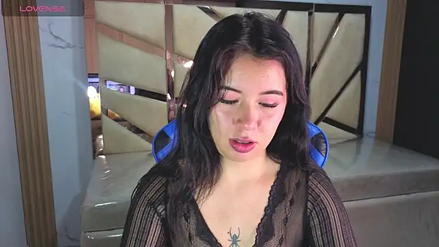 Kylia a online show from 03-12-26, 08:04