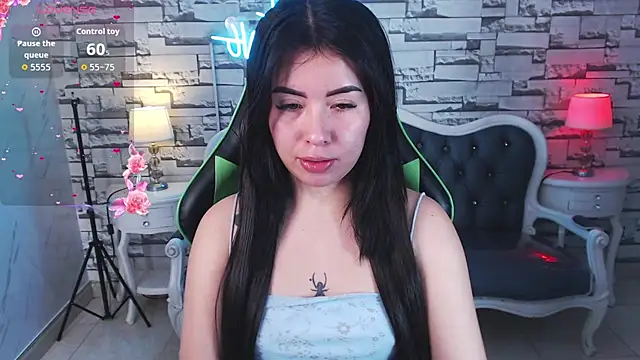Kylia a online show from 06-24-26, 02:16