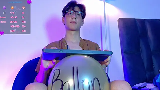 lui x dust online show from 04-26-26, 09:23