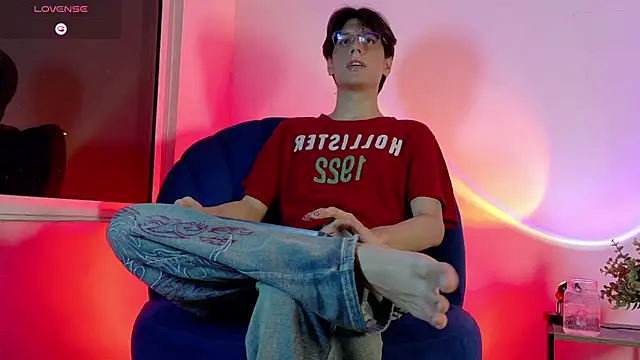 lui x dust online show from 06-03-26, 03:09