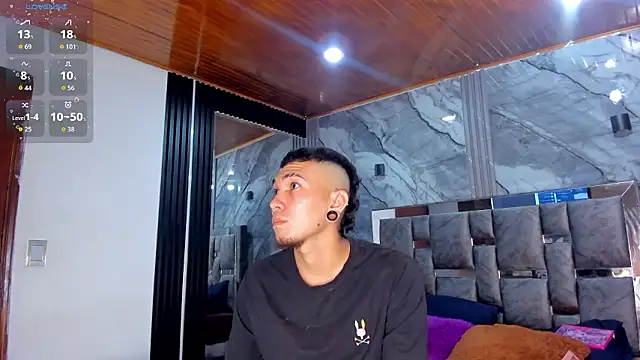 Logan and Reachel online show from 03-11-26, 11:27