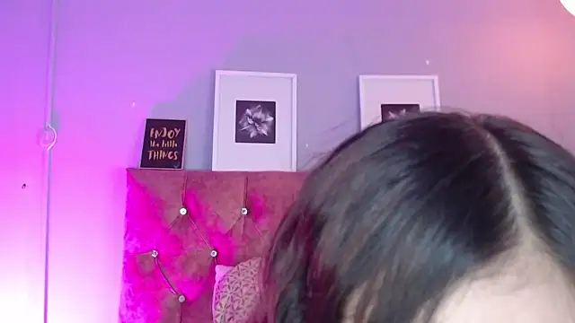 lilirousee online show from 06-14-26, 07:05