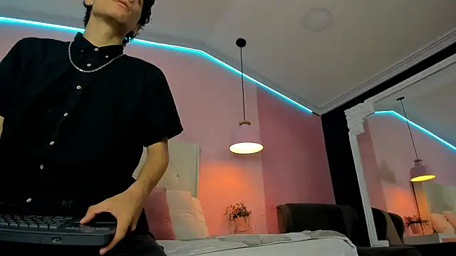 Snapshot of LeoFeniix chatting on 03-16-26, 03:01 LeoFeniix online show from 03-16-26, 03:01