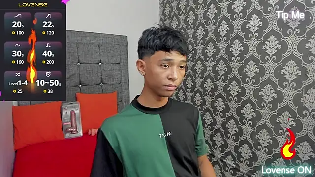Little Twink19x online show from 05-30-26, 07:44