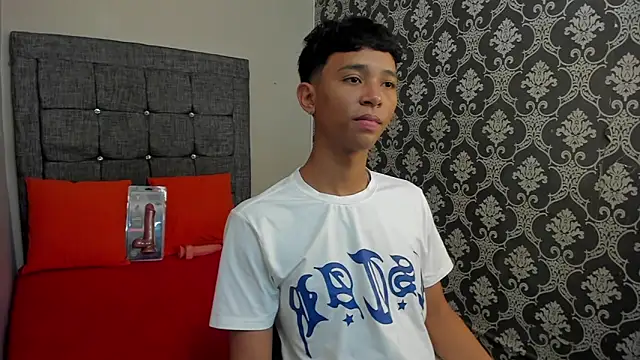 Little Twink19x online show from 06-03-26, 07:19