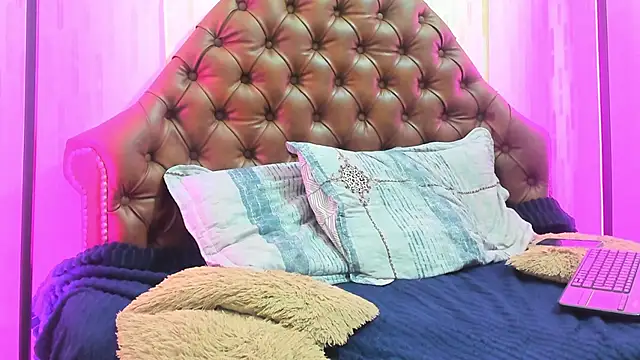 thiago cruz0 online show from 02-23-26, 12:46