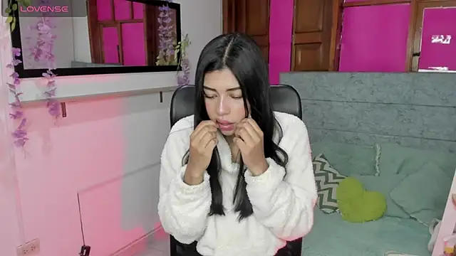 Aysha winxs online show from 06-03-26, 03:31