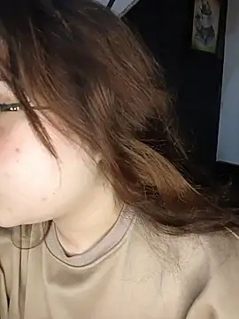 Snapshot of ValeriaSalvino chatting on 03-11-26, 03:45 ValeriaSalvino online show from 03-11-26, 03:45