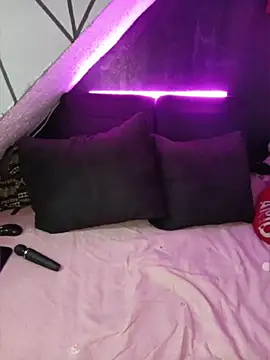 Snapshot of ValeriaSalvino chatting on 03-24-26, 08:14 ValeriaSalvino online show from 03-24-26, 08:14