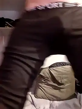 Snapshot of Massinissa75 chatting on 03-11-26, 03:07 Massinissa75 online show from 03-11-26, 03:07