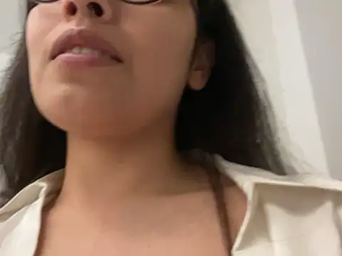 Snapshot of ForeverLola2026 chatting on 05-30-26, 05:26 ForeverLola2026 online show from 05-30-26, 05:26