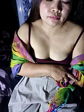 Snapshot of Aurora_077 chatting on 02-20-26, 06:37 Aurora 077 online show from 02-20-26, 06:37