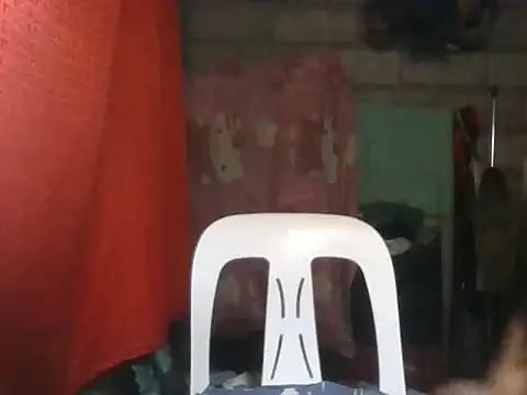 Snapshot of lovelypinay00 chatting on 07-11-26, 01:03 lovelypinay00 online show from 07-11-26, 01:03