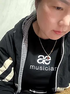 MayEva ly online show from 03-10-26, 01:54