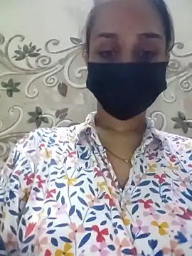 Snapshot of Vandana122 chatting on 05-12-26, 10:56 Vandana122 online show from 05-12-26, 10:56
