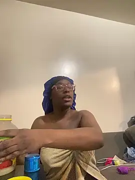 Snapshot of Sinfulwaterfalls chatting on 03-12-26, 04:24 Sinfulwaterfalls online show from 03-12-26, 04:24