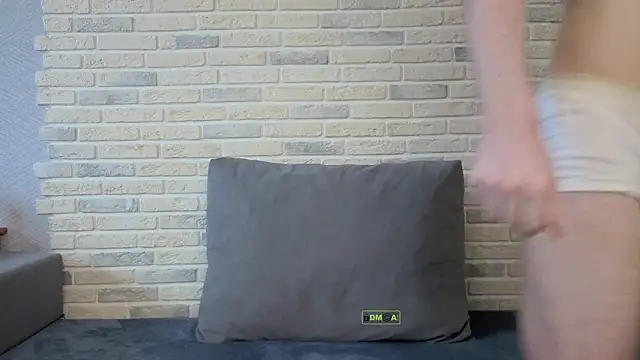 Snapshot of adamhariss chatting on 03-05-26, 09:38 adamhariss online show from 03-05-26, 09:38