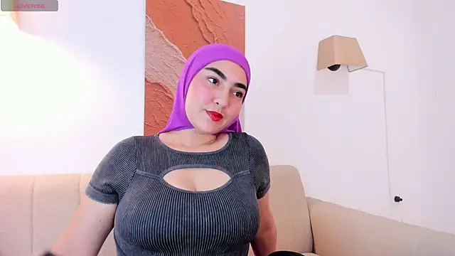 Malika Noor online show from 06-06-26, 04:01