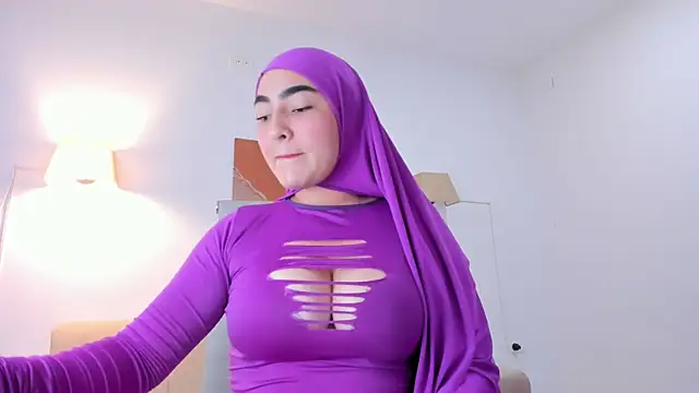 Malika Noor online show from 06-07-26, 03:49