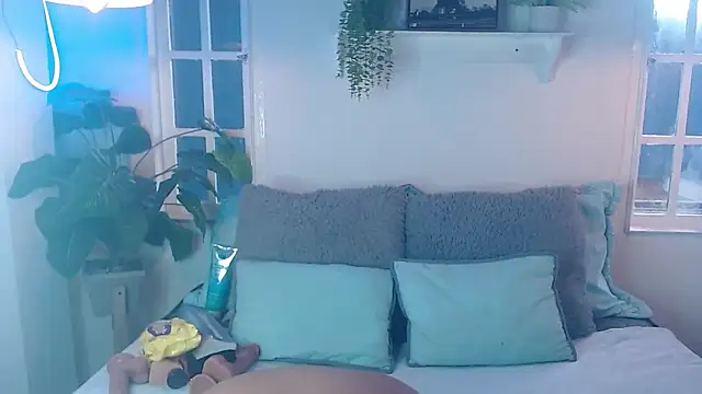 aurora  johansson online show from 03-11-26, 02:01