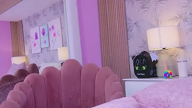 CherryTayloor online show from 04-09-26, 06:19