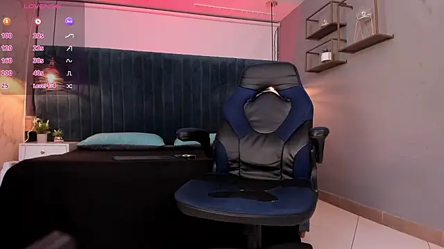 Snapshot of liam_es chatting on 02-25-26, 02:32 liam es online show from 02-25-26, 02:32