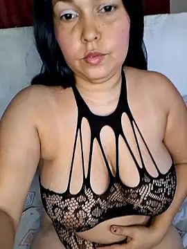 Snapshot of bar-mother19 chatting on 03-05-26, 06:59 bar-mother19 online show from 03-05-26, 06:59