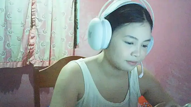 DessertFlower online show from 05-08-26, 02:39
