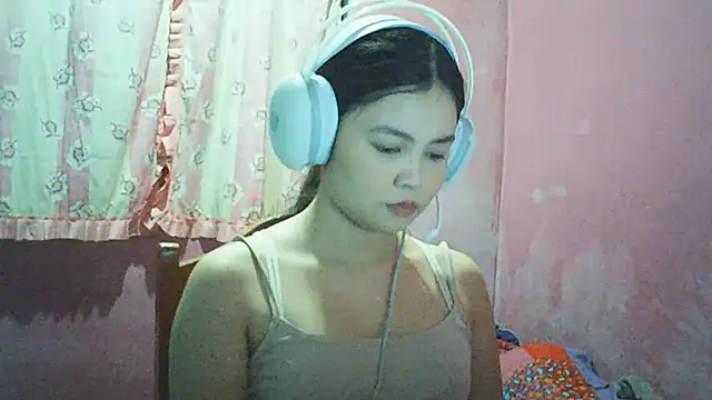 DessertFlower online show from 05-09-26, 03:56