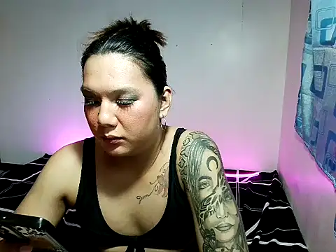 xNaughtymilesx online show from 04-28-26, 01:37