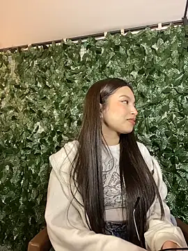 Snapshot of Mady_Pink chatting on 03-14-26, 04:18 Mady Pink online show from 03-14-26, 04:18