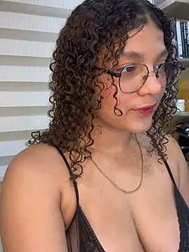 KendyLove  online show from 06-17-26, 07:00
