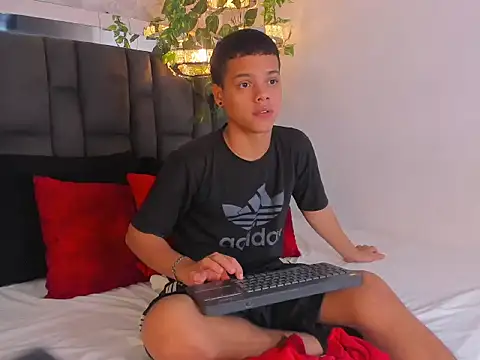 Snapshot of PATRIICKMILLER chatting on 02-26-26, 03:22 PATRIICKMILLER online show from 02-26-26, 03:22