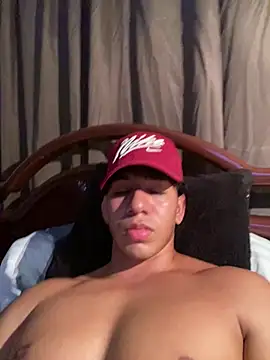 Alejandrososas online show from 05-22-26, 12:07