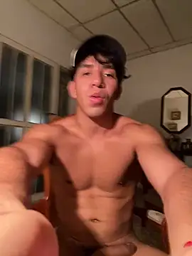 Alejandrososas online show from 06-05-26, 05:07