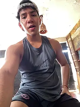 Alejandrososas online show from 07-08-26, 05:50