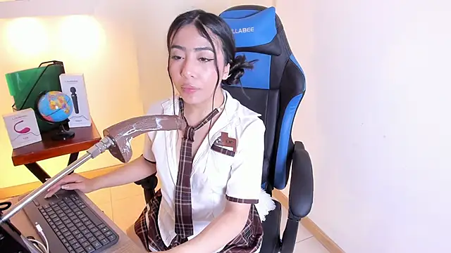 Valecute  online show from 03-11-26, 08:04