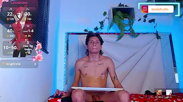 Snapshot of Didi_and_kendall chatting on 02-21-26, 10:05 Didi and kendall online show from 02-21-26, 10:05