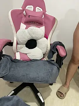 Lucky girl 4 online show from 06-10-26, 02:56
