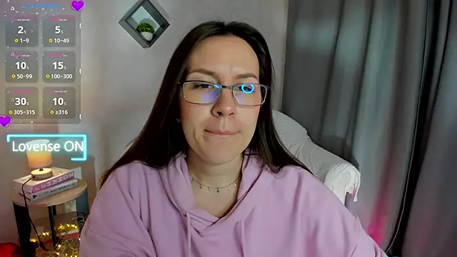Snapshot of asti_bubbles chatting on 05-13-26, 12:30 asti bubbles online show from 05-13-26, 12:30
