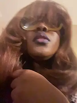 MadameXtasy online show from 02-26-26, 06:01